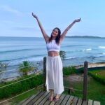Silvina Luna Instagram – Así te recibo y abrazo 2021💪⁣
⁣
Declaró que este año será un año poderoso y lleno de muchas bendiciones!⁣
⁣
Feliz reinicio para todxs🙏✨🤩⁣
Chin chin 🥂