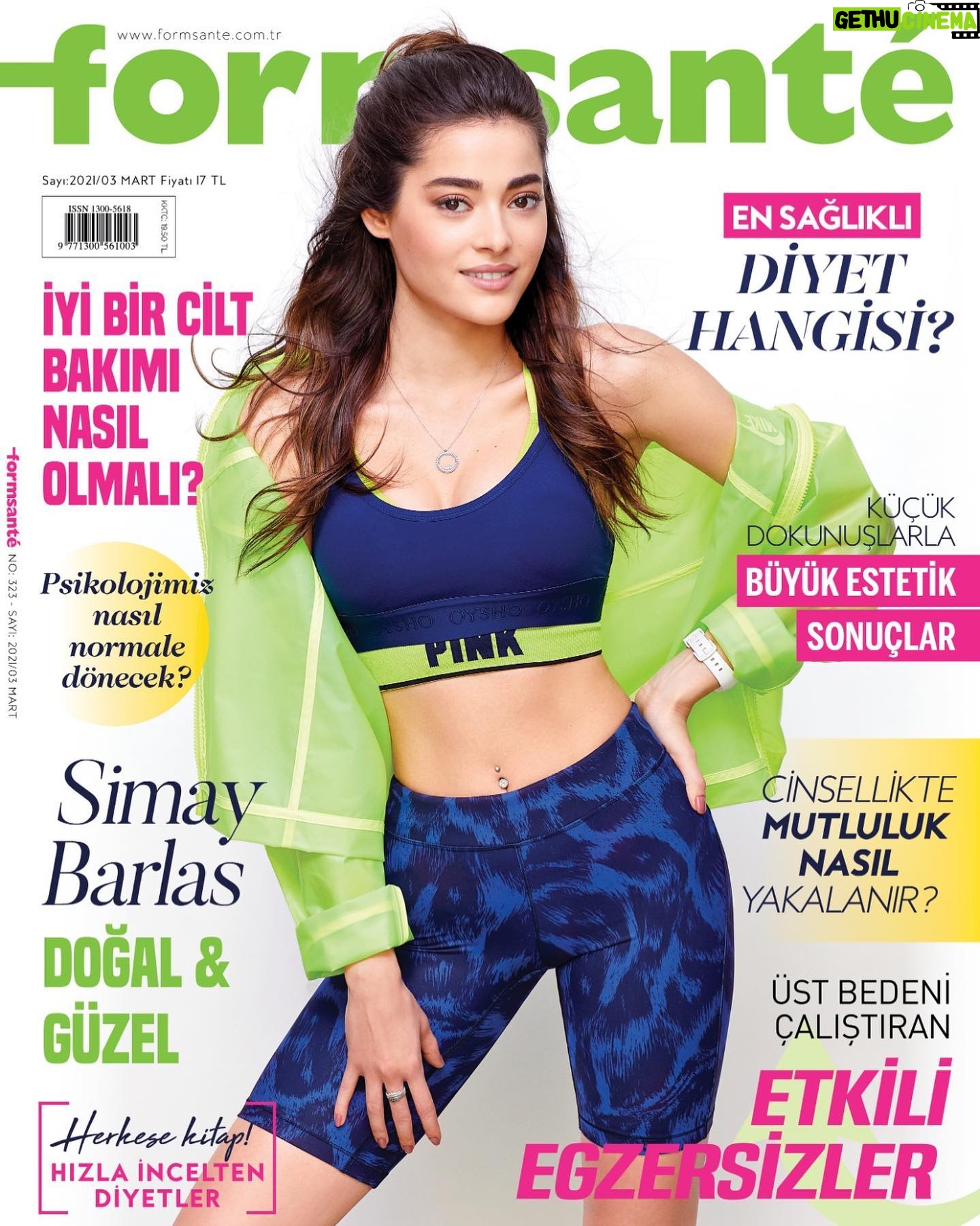 Simay Barlas Instagram - Formsante 🌈 Genel yayın yönetmeni : @rukenakbay Röportaj : @derancetinsarac Fotoğraf : @muratsargin Styling : @tuldor Makyaj : @yasinsefik Saç : @suaturunofficial Makyaj asistanı : @zeynepmiina