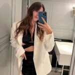 Simay Barlas Instagram -