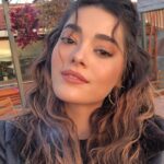 Simay Barlas Instagram -