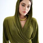 Simay Barlas Instagram – The Trendyol Special Collection we prepared for the Gulf Countries is now online!🤍
 #işbirliği @trendyol.ar