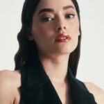Simay Barlas Instagram – It’s time to love and shine. Stay tuned @basedistanbul 💘 #YSLLOVESHINE When daring confidence meet elegance and edginess… @yslbeauty stands out once again. Are you ready to celebrate yourself? #YSLBeauty #YSLBeautymakeup #reklam