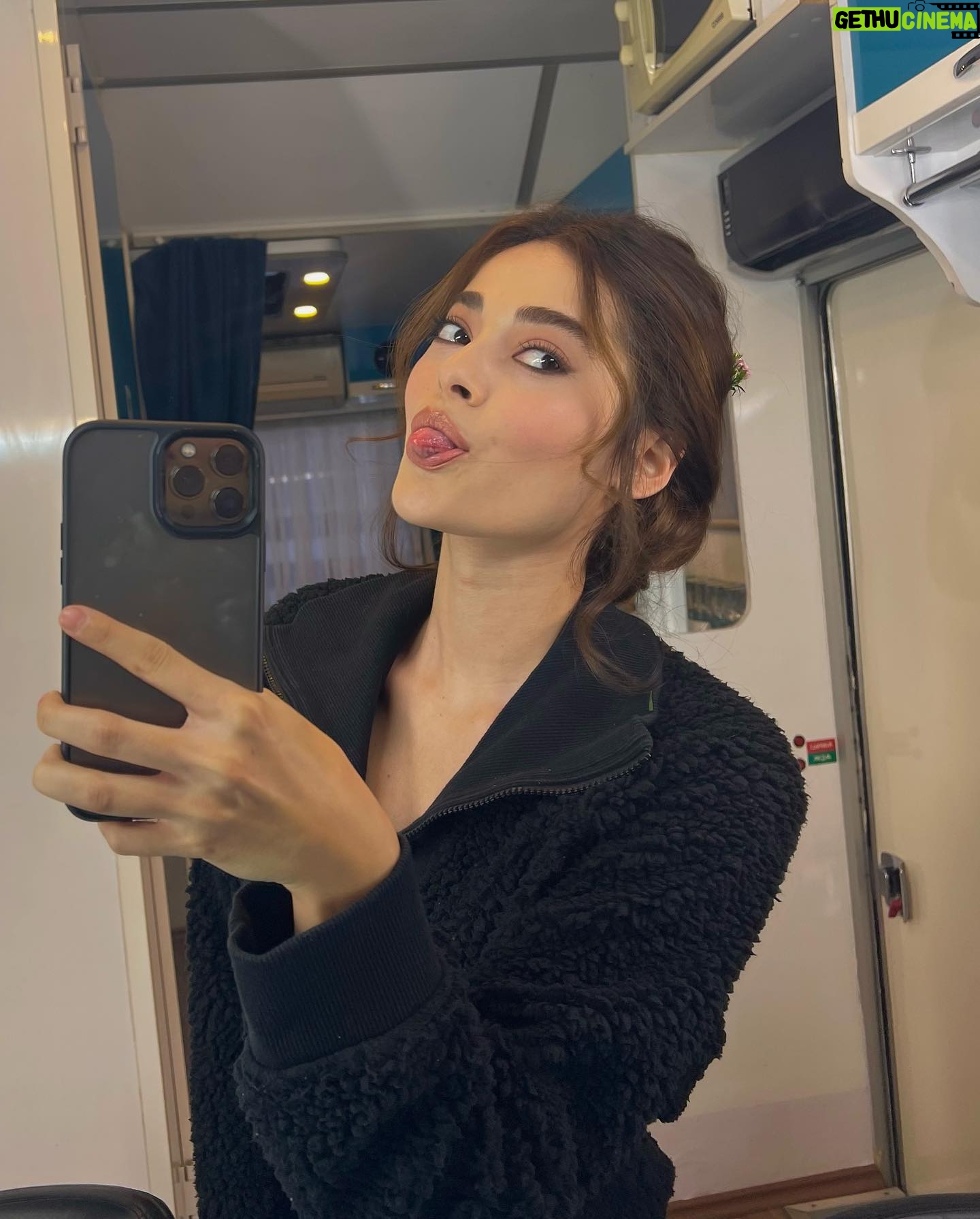 Simay Barlas Instagram - 5. fotoğraf favorim 🌸🤍