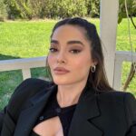 Simay Barlas Instagram – Böyleli bir hafta 🤍🌈🌸✨🦋