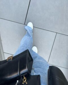 Simay Barlas Instagram - Today 🎈🤷‍♀️