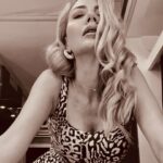 Simge Selçuk Instagram - 🖤🤍