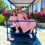 Simge Selçuk Instagram - 🌺🌸🌼 Tüm annelerin Anneler Günü kutlu olsun🙏🥰🥰💕💕💕🧿 @titanicluxurycollection