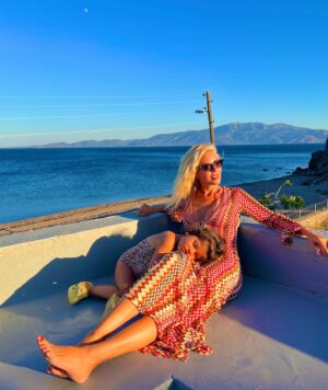 Simge Selçuk Instagram - ☀️Hoşçakal güzel Temmuz ❤️