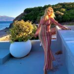 Simge Selçuk Instagram - ☀️Hoşçakal güzel Temmuz ❤️