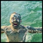 Simon Pegg Instagram – …
SELL THE HOUSE
SELL THE CAR
SELL THE KIDS
FIND SOMEONE ELSE
FORGET IT!
I’M NEVER COMING BACK

FORGET IT!!!