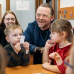 Simon Pegg Instagram – A few images from my trip to Bucharest as an ambassador for @oxfamgb to see how funds raised by the @disastersemergencycommittee are being put to amazing use.

The British public raised an astonishing £400m in aid of the Ukrainian refugee crisis. On behalf of the DEC, Oxfam and the other charity organisations working with DEC funding, a massive thank you. In these troubling times, it’s good to know that human beings are capable of such love and compassion. ❤️🇺🇦 

#ukraine #ukrainewar #oxfam #dec #refugees #refugeecrisis #regugeeswelcome #refugeestories #jrs #cafod #worldvision