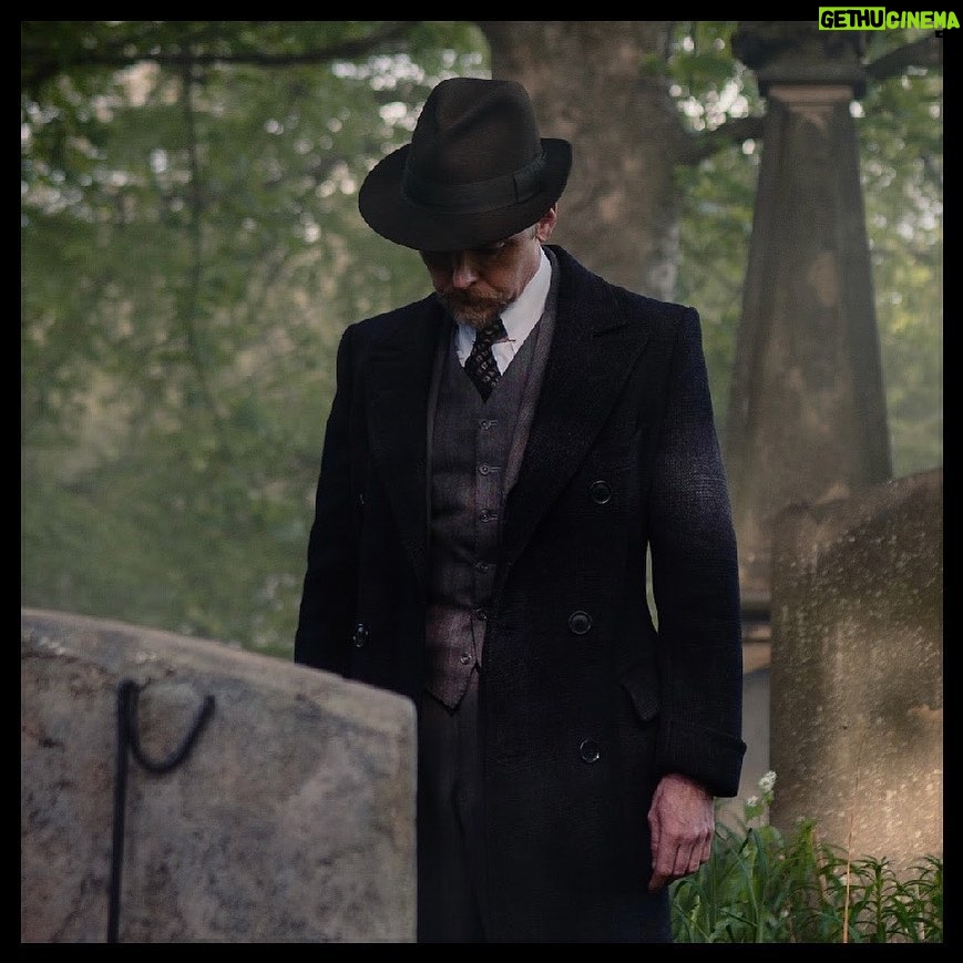 Simon Pegg Instagram - First official still from Nandor Fodor and the Talking Mongoose. Having a wonderful time shooting this gem of a script up in the north of England. Great cast, great crew, great mongoose. 🖤 @soaringsigal @driverminnie @paulkayeart @ruthie_connell @timdownie1 @gary_ramsey_beadle @jessica_bxlmer @mrchristopherlloyd @drewmoerlein #gef #nandorfodorandthetalkingmongoose #indiecinema #britishfilm