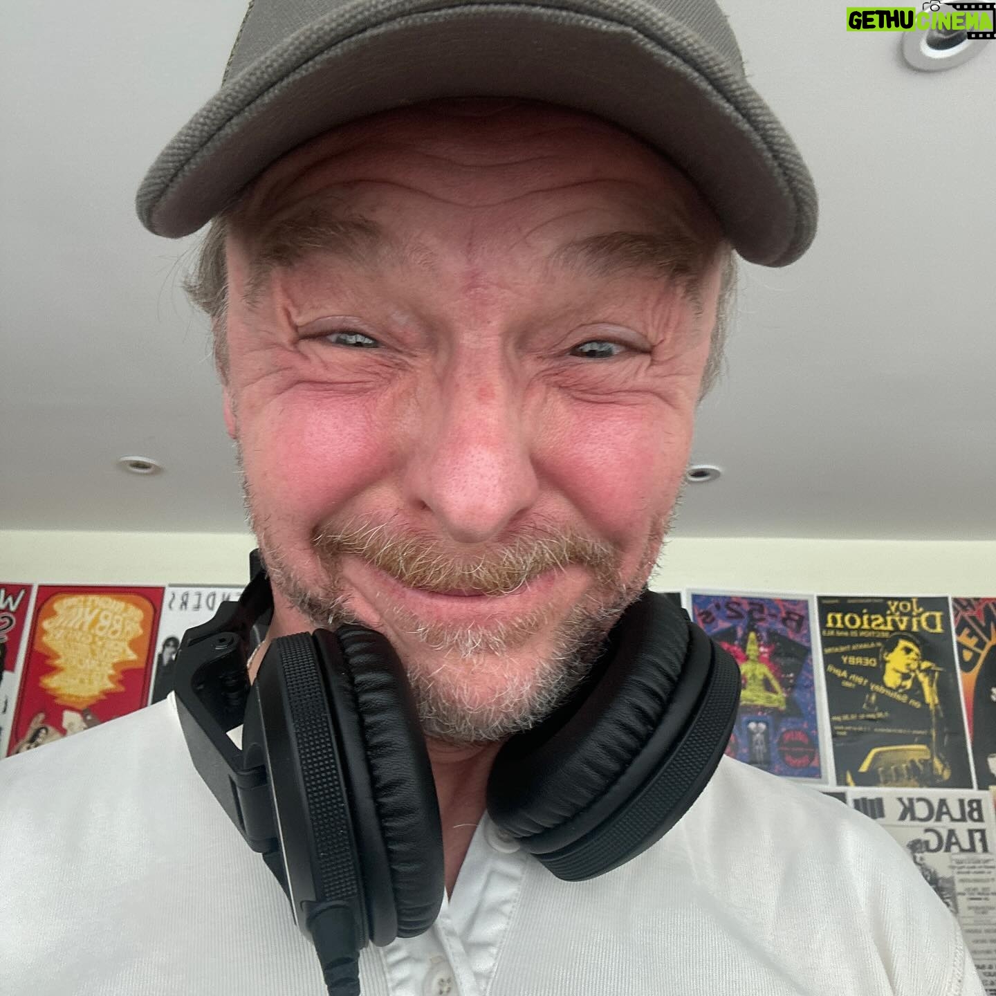 Simon Pegg - 36.2K Likes - Me by @drgotts and me by me. 😘