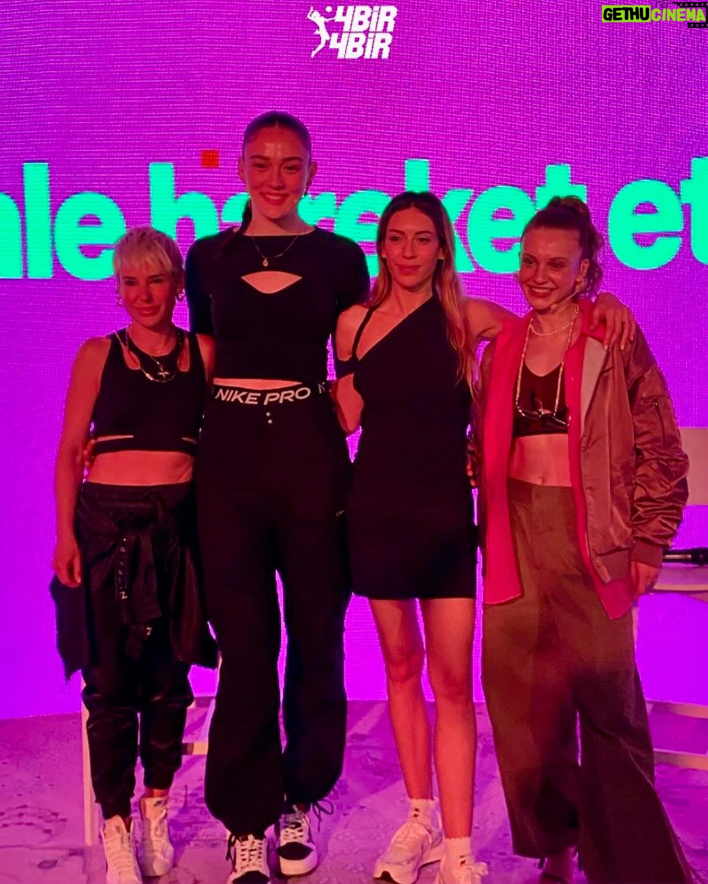 Sinem Kobal Instagram - #nikewellfestival 💫🙌 @nikewomen #işbirliği