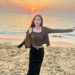 Siriamol Onkoon Instagram - sunset 🌅🌊