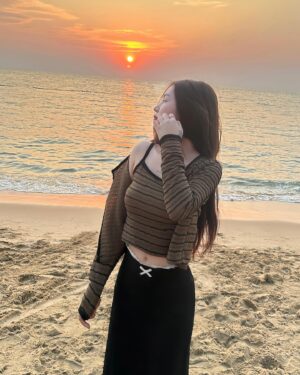 Siriamol Onkoon Instagram - sunset 🌅🌊