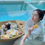 Siriamol Onkoon Instagram - กินข้าวยังจ้ะ 🥐🍳