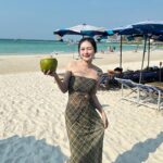 Siriamol Onkoon Instagram - 🌴🥥🌊