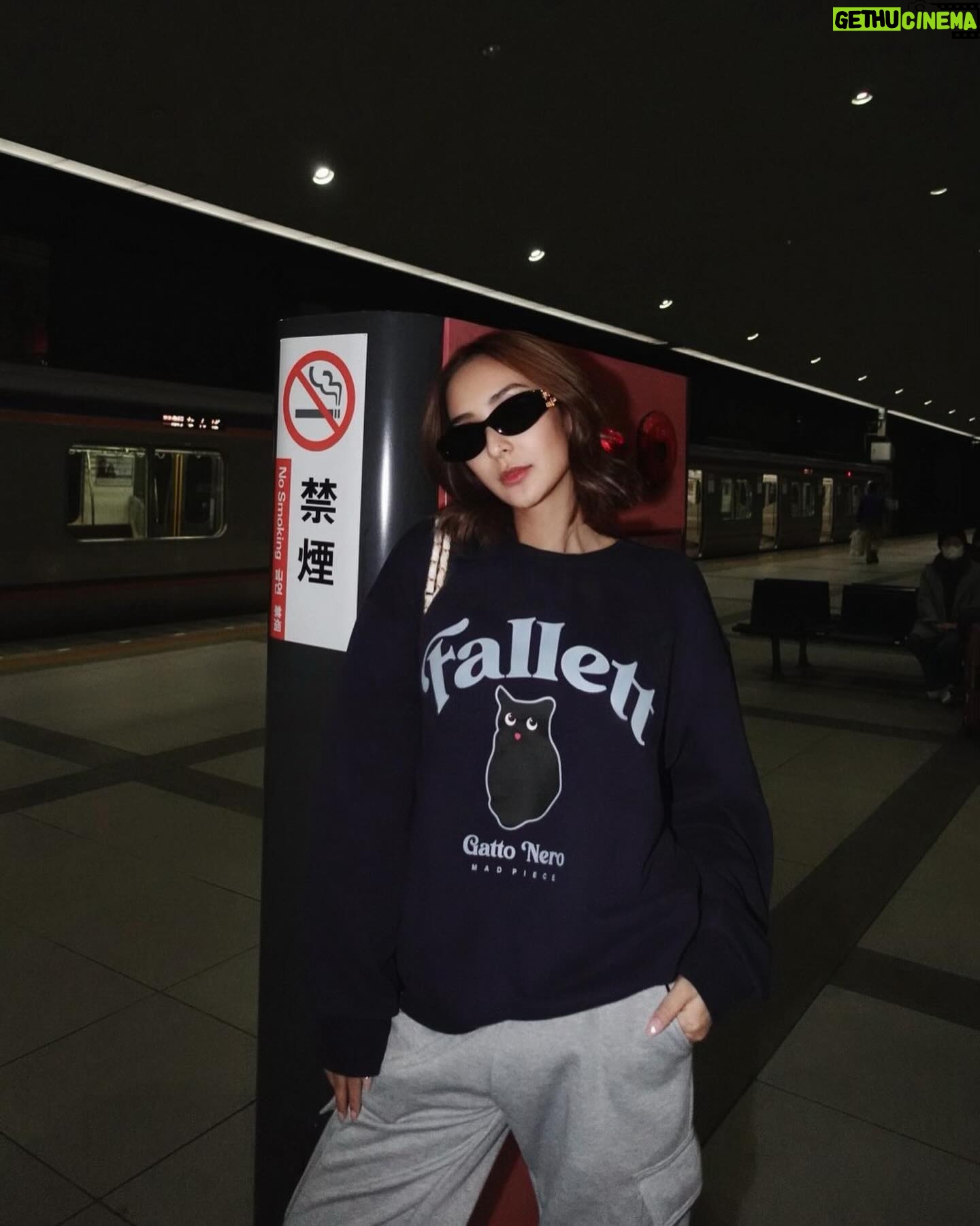 Sirin Preedeeyanon Instagram - Never real time so u never really know😎