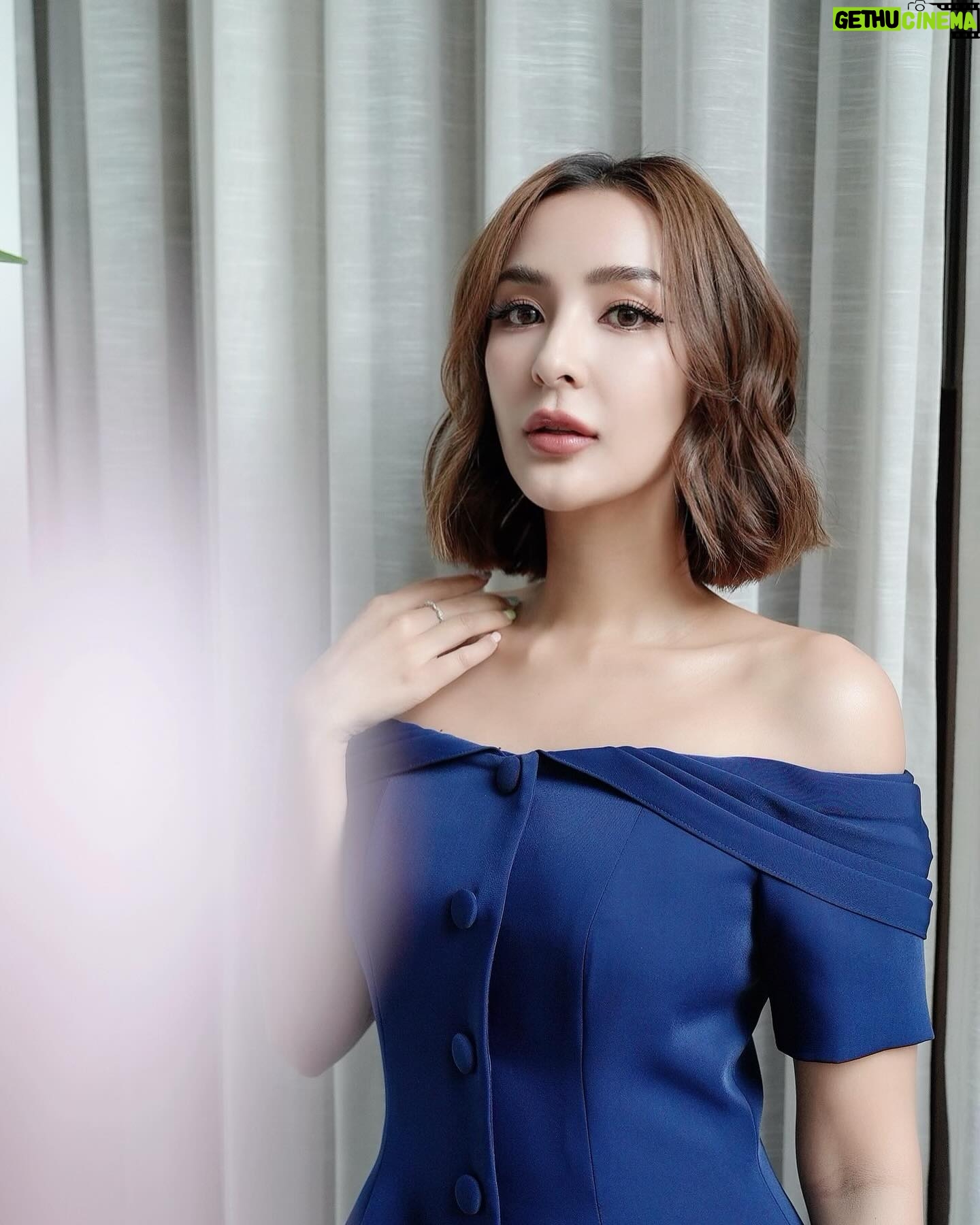 Sirin Preedeeyanon Instagram - Late post hello