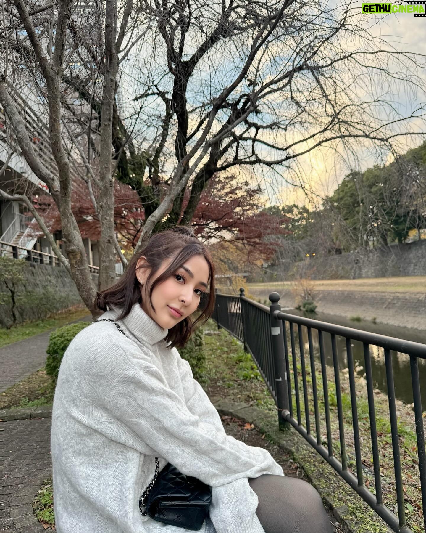 Sirin Preedeeyanon Instagram - Fall🍂