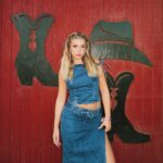Sissy Sheridan Instagram - day 2 denim 🤠💙🧨