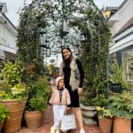 Smriti Khanna Instagram - London looks 👀