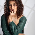 Sneha Gupta Instagram - The future belongs to those who believe in the beauty of their dreams 🧿. Clicked by_ @themayurchhabria Hair stylist _ @ashma_hairstyles Styledby - @stylebyriyajn Assisted by- @_mansikadam13 Outfit- @khwaab_design_official Earrings - @miranabymegha × @affiliates_pr Ring- @marchjewellery_com Represented by- @silverbellnetworks