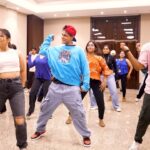 Sneha Gupta Instagram - @utkarshgupta74 presence adds a touch of perfection and astonishment to the Bollywood dance workshop in college. @akshay_samjiskar7 totally rocked it !! . . . #byou #byouacademy #bollywoodworkshop #collegeworkshop #dancewithfriends #collegelifestyle #collegefest #mumbaistudents