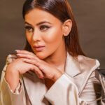 Sneha Gupta Instagram - Hey there…! Check out the New collection of my favourite brand B&D…. Feeling privileged in announcing it … Admired n been using it since years😍.. girls u wil love it… thank u @bharatanddorris for this opportunity. PC. @tdf.thedreamfilmer @ashiya_shaikhofficial @__.rukhsar.____ www.bharatndorris.com