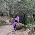 Sneha Gupta Instagram - Do what you need to do and enjoy life as it happens 🎉. @shiwangi_gupta