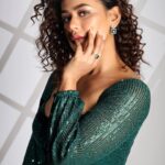 Sneha Gupta Instagram - The future belongs to those who believe in the beauty of their dreams 🧿. Clicked by_ @themayurchhabria Hair stylist _ @ashma_hairstyles Styledby - @stylebyriyajn Assisted by- @_mansikadam13 Outfit- @khwaab_design_official Earrings - @miranabymegha × @affiliates_pr Ring- @marchjewellery_com Represented by- @silverbellnetworks