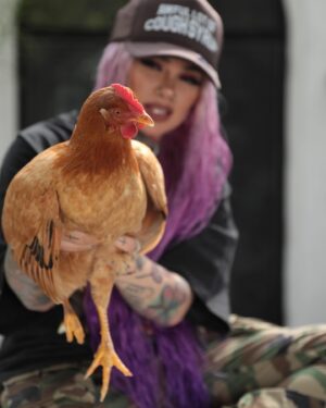 Snow Tha Product Instagram - de mi ranchito to the world… 🙏🏽 ay vamos poquito a poquito. 🙂🤠