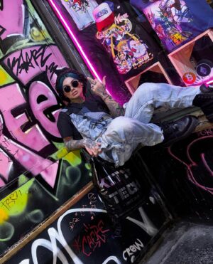 Snow Tha Product Instagram - ME LA ESTOY PASANDO SUPER EN ARGENTINA!!!!!🇦🇷🥰🥰🥰🥰 PERO EL LOOK ES EL LOOK… 🤣🤣 ! nieve briefs out now 👅❄️👅❄️👅❄️