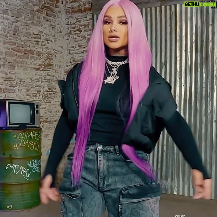 Snow Tha Product Instagram - That’s right, #got2bpartner coming thruuu!! 🔥🔥 Introducing Color Remix— @got2busa first customizable color kit that’s bold like me.  It’ll give you that vibrant color and shine you want while conditioning your hair. Which color is your vibe— purple, pink, red, or teal? #ColorRemix #got2bUSA #got2byou #got2breal