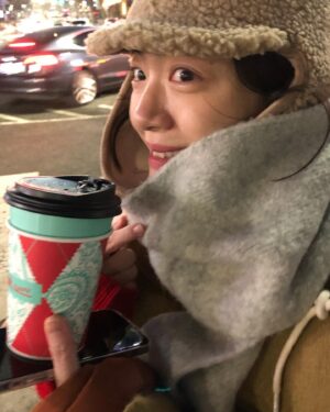 So Joo-yeon Instagram - 이브날과 12월의 어떤 날들들들~