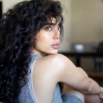 Sobhita Dhulipala Instagram - Good hair day, apparently 📷 @renatocampora