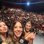 Sofía Niño de Rivera Instagram – San Francisco!!!!!! Qué increíble show!! Gracias a todos por venir a festejar el 4/20 a mi show, con todo y risas pachecas. Gracias a los bulleados que subieron por foto y aguantaron. Gracias @marianagphoto por las fotos!!
La gira sigue! Boletos en mi BIO.