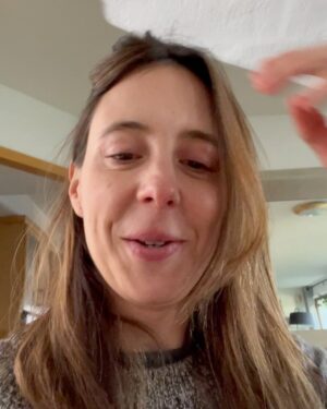 Sofía Niño de Rivera Instagram - El multiverso. Gracias a la icónica @mariaelenasalof por ser parte del video de mi gira, por tener el mejor sentido del humor y por ser tan talentosa. Qué increíble fue esta experiencia.