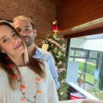 Sofía Niño de Rivera Instagram - Mi esposo no se quiere tomar una foto conmigo en Navidad. Feliz Navidad.