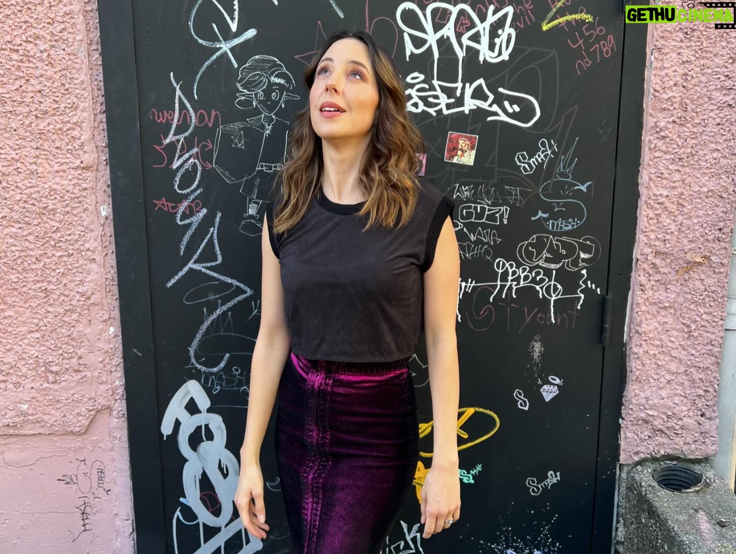 Sofía Niño de Rivera Instagram - Canadá!!! Qué locura estos días!!! Gracias Vancouver, Calgary, Toronto y Montreal!!!! Puro público que ya respira aire limpio. Gracias por sus risas. Siguiente parada San José, Riverside, Chicago y Nueva York!!! Boletos en mi BIO