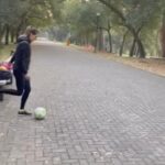 Sofía Niño de Rivera Instagram - Ayer alguien dejó una pelota medio ponchada en medio del bosque, gracias a esa persona mi último día del año haciendo ejercicio estuvo increíble. Esto resume mi 2022.