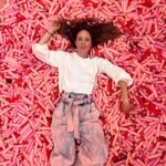 Sofía Niño de Rivera Instagram - Rodeada de supositorios.