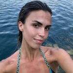 Sofía Suescun Instagram – Ayer vimos 7 azules diferentes en un mismo lugar🧞‍♂️

📍Laguna de los 7 colores