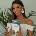 Sofía Suescun Instagram - Nunca pensé que llegaría este momento pero todo llega. Tengo la piel mejor que nunca sin embargo hay cicatrices que tengo marcadas y me molestan. Descubrí @trofolastin , unos apósitos con la función de reducir todo tipo de cicatrices(antiguas, recientes, queloides o hipertróficas). Eso sí, hay que ser constante con los parches, se pueden llevar entre 7 y 10 días seguidos hasta que se caigan. Se puede hacer vida normal con ellos puestos. Estoy deseando ver los resultados. Alguien por aquí que ya los haya probado? *publi