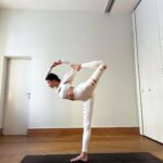 Sofia Nikitchuk Instagram - 9:00 am I never thought I would come to this point that I tap my shoulders and hug myself tightly just to make me feel how tough I was to conquer everything 💫🫂☺️