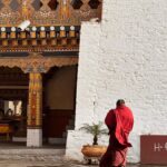 Sofia Nikitchuk Instagram - «Все вы идёте к истине различными путями, а я стою на перекрестке и ожидаю вас» ❤️🤲🏻