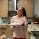 Sofia Wylie Instagram – Thank you to my friends, family, and all of U for making yesterday sooooo special. I feel beyond blessed to be entering my 19th year of life. So full of love, gratitude, and gluten free/egg free cake baked by @katie.s.campbell   @saycurda 🤭