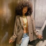 Sofia Wylie Instagram – Elevator dump