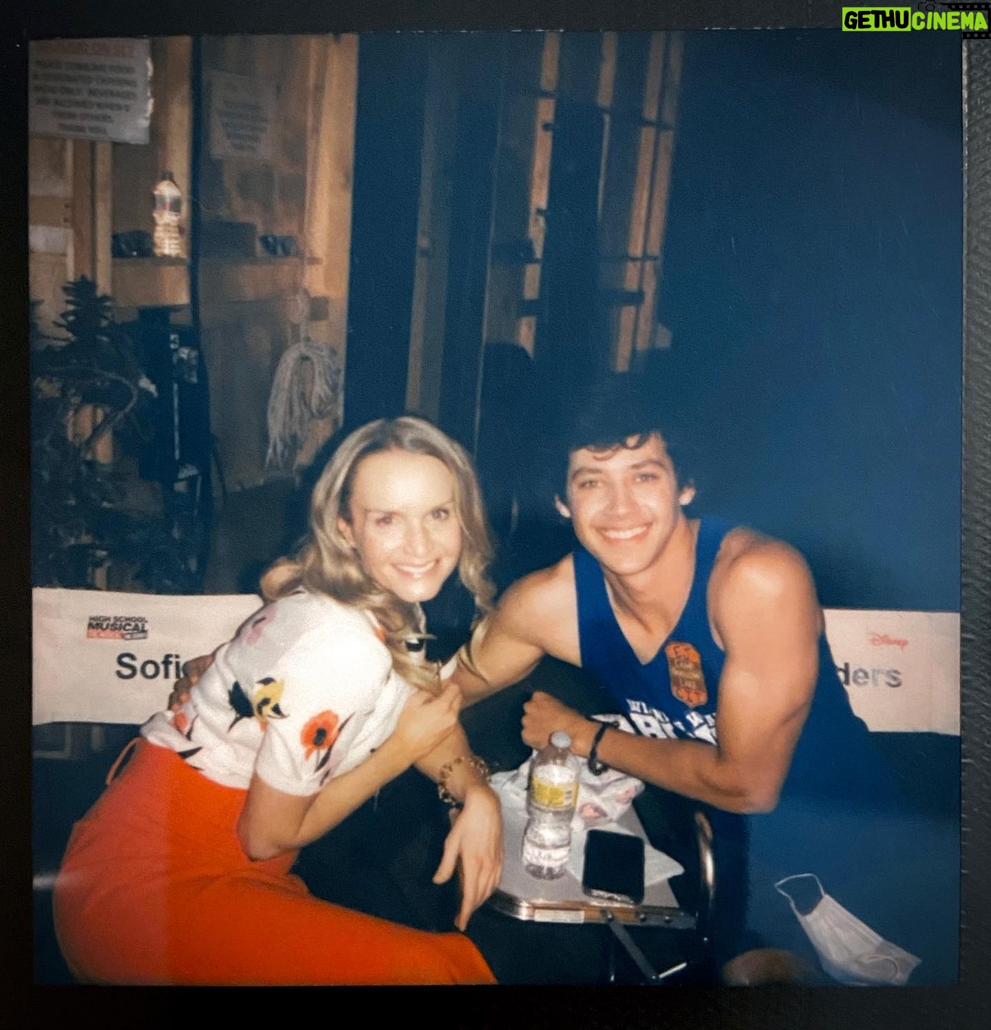 Sofia Wylie Instagram - If getting knocked unconscious by a basketball is what it takes to have a dream sequence with @corbinbleu … then a girl gotta do what she gotta do🤭